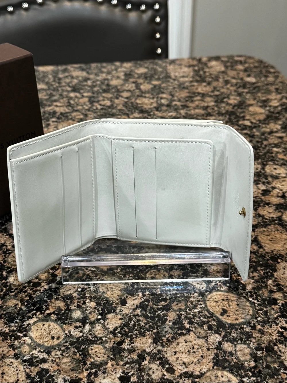 Louis Vuitton Beige Vernis Mono Elise Compact Wallet5in x 3 .5in
